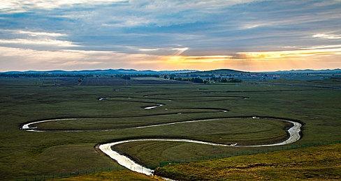 《生化危机4》艾达王DLC将补全故事剧情 角色介绍